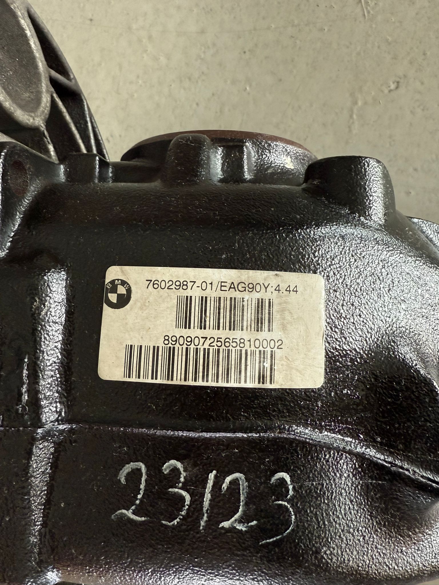 Diferencial trasero BMW X5 E70 – relación 4.44 – Ref. 7602987 / 7602988 – lateral reacondicionado